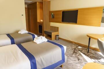 Фото номера Делюкс с 2 кроватями - Для некурящих Отель Holiday Inn - Aktau - Seaside г. Актау 6