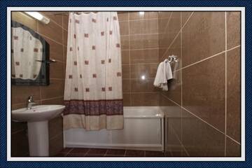 Фото номера Люкс с 1 спальней Отель Victoria Hotel г. Актау 3